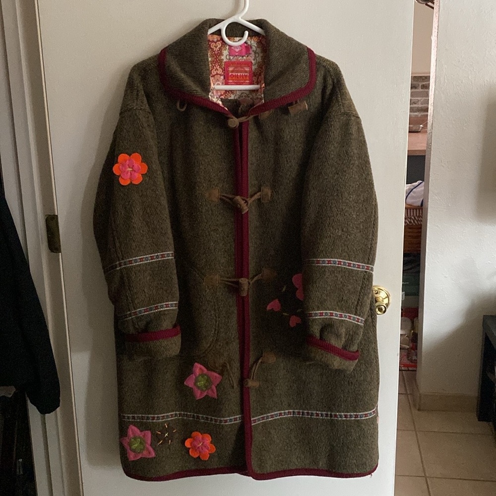 Oilily wool wearable art toggle closure double zip coat size 34